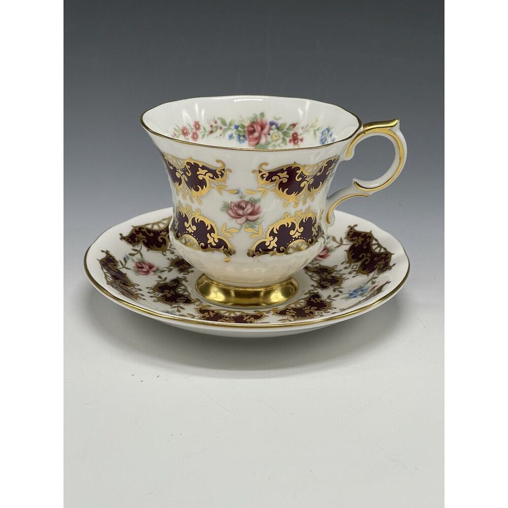 Vintage Paragon Teacup‎ and Saucer England by Appointment